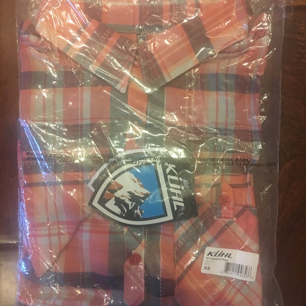 Kuhl shirt extra small!